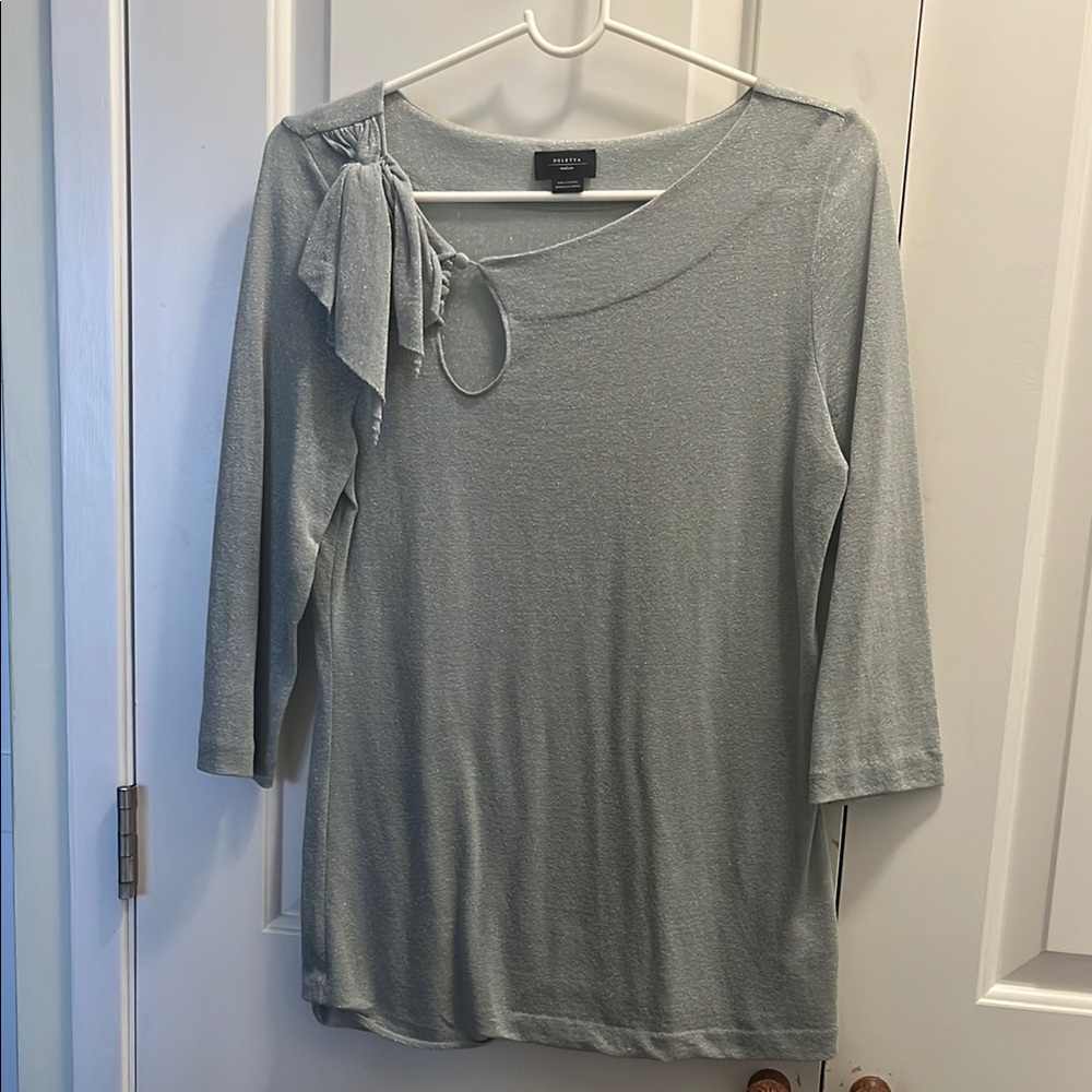 Chico's Gray 3/4 Sleeve Tie Front Blouse